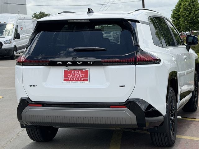 2026 Toyota RAV4 SE