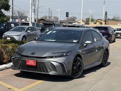2026 Toyota Camry SE