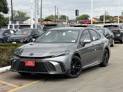 2026 Toyota Camry SE