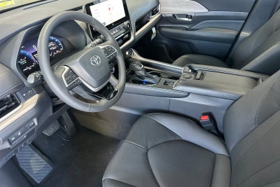 2026 Toyota Highlander Limited