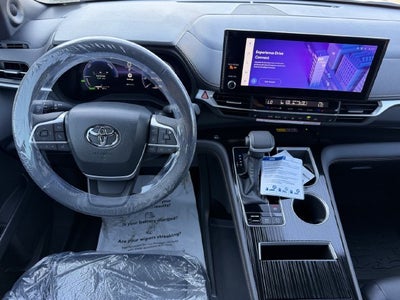 2026 Toyota Sienna Woodland Edition