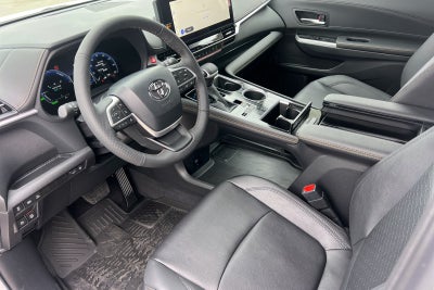 2026 Toyota Sienna Woodland Edition