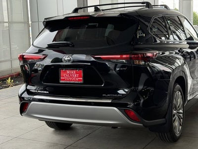 2026 Toyota Highlander Hybrid Hybrid Platinum