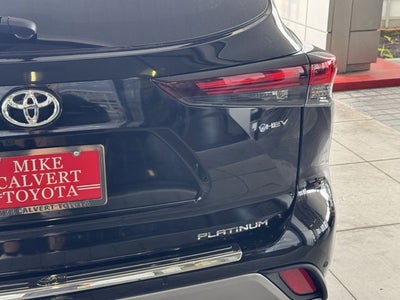 2026 Toyota Highlander Hybrid Hybrid Platinum