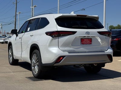 2026 Toyota Highlander Hybrid Hybrid Platinum
