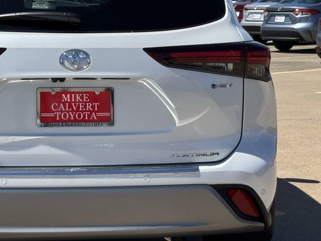 2026 Toyota Highlander Hybrid Hybrid Platinum