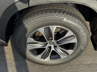 2026 Toyota Highlander Hybrid Hybrid XLE