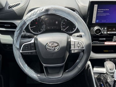 2026 Toyota Highlander XLE