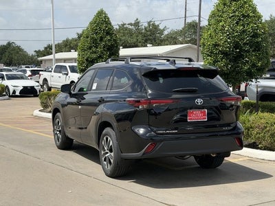 2026 Toyota Highlander XLE