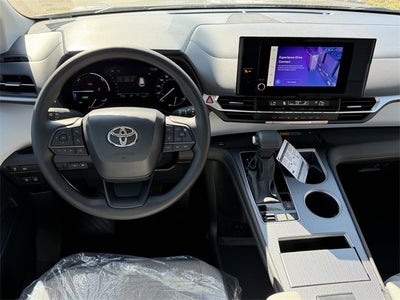 2026 Toyota Sienna LE