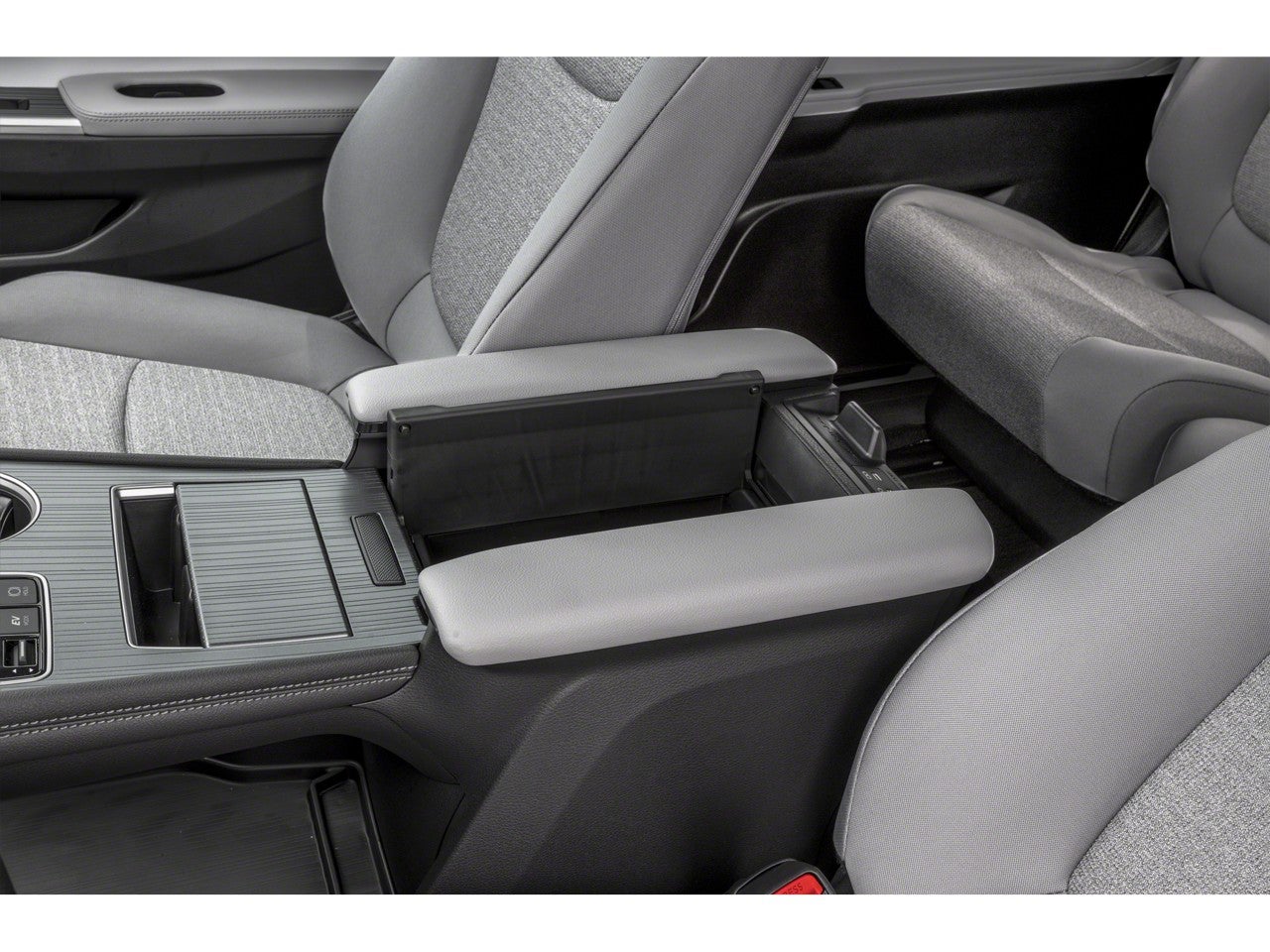 2025 Toyota Sienna LE 8 Passenger
