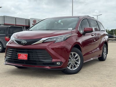 2026 Toyota Sienna XLE