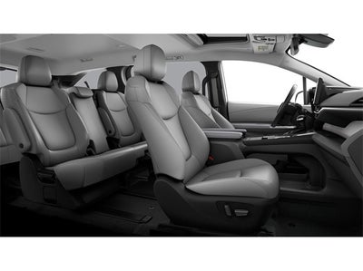 2025 Toyota Sienna XLE 8 Passenger
