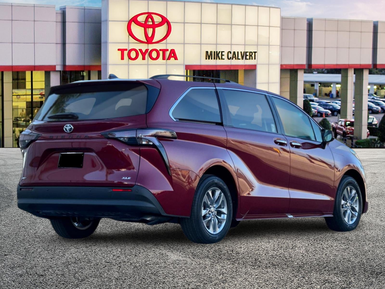2026 Toyota Sienna XLE 8 Passenger