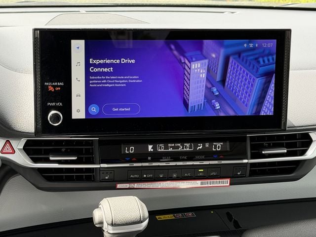 2026 Toyota Sienna XLE 8 Passenger