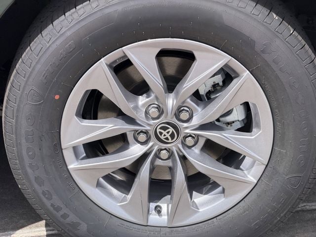 2026 Toyota Sienna XLE 8 Passenger