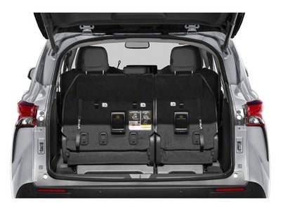 2025 Toyota Sienna XLE 8 Passenger