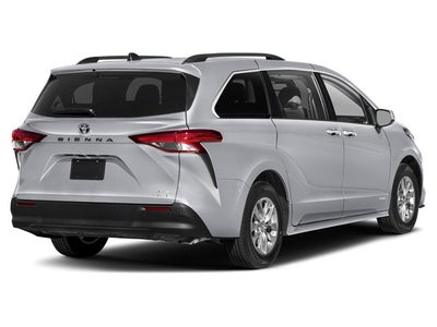 2025 Toyota Sienna XLE 8 Passenger
