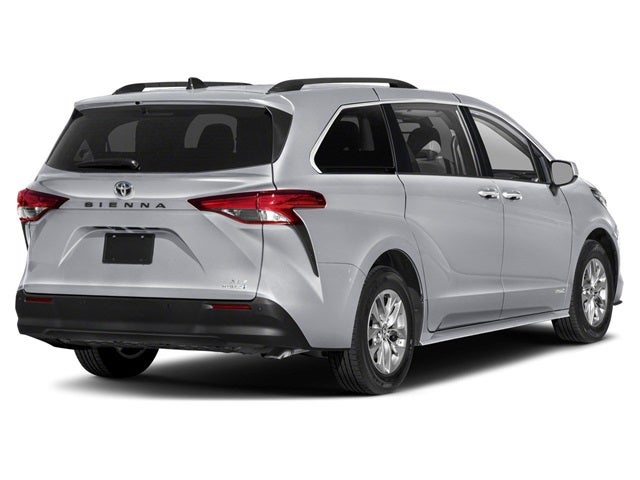 2025 Toyota Sienna XLE 8 Passenger