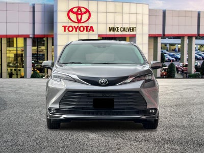2026 Toyota Sienna XLE 8 Passenger