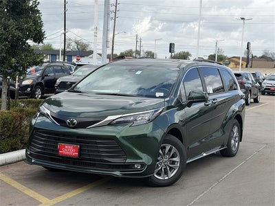 2026 Toyota Sienna XLE