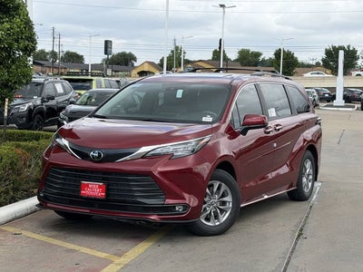 2026 Toyota Sienna XLE