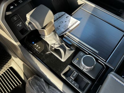 2026 Toyota Tundra i-FORCE MAX Platinum i-FORCE MAX
