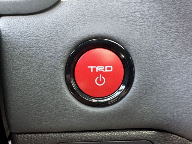 2026 Toyota Tundra i-FORCE MAX Platinum i-FORCE MAX
