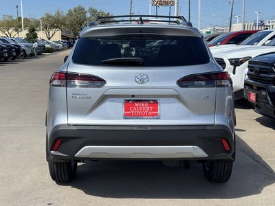 2026 Toyota Corolla Cross LE