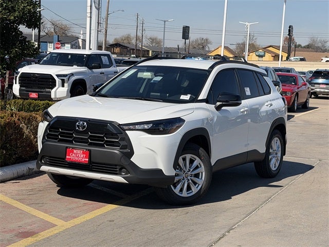 2026 Toyota Corolla Cross LE