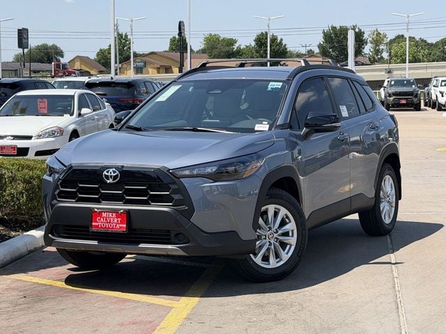 2026 Toyota Corolla Cross LE