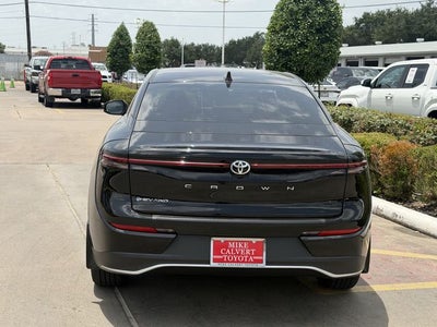 2026 Toyota Toyota Crown XLE