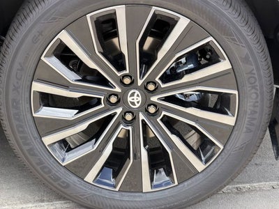 2026 Toyota C-HR XSE