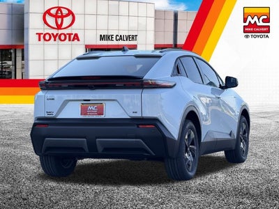 2027 Toyota C-HR SE