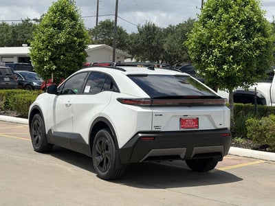 2026 Toyota C-HR SE