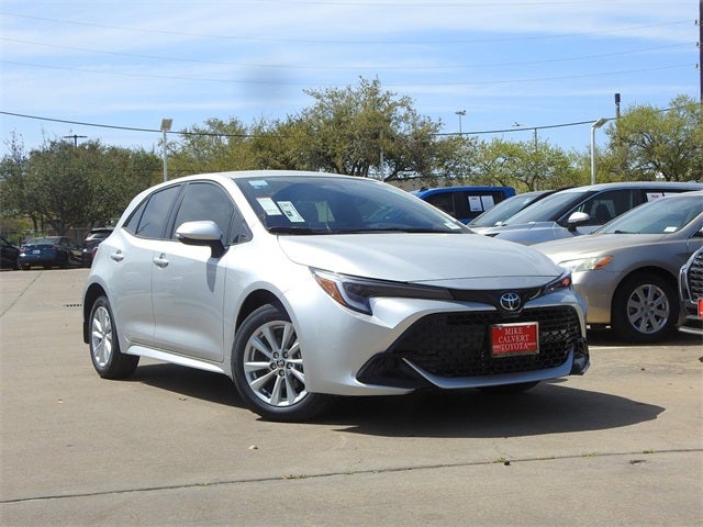 2025 Toyota Corolla Hatchback SE