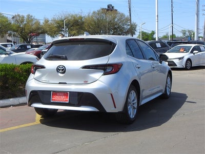2025 Toyota Corolla Hatchback SE
