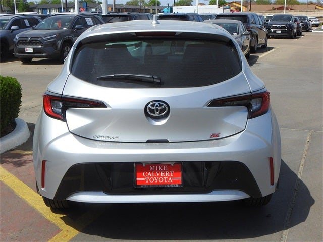 2025 Toyota Corolla Hatchback SE
