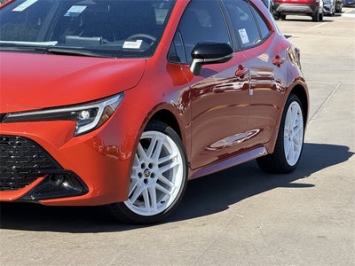 2026 Toyota Corolla Hatchback SE