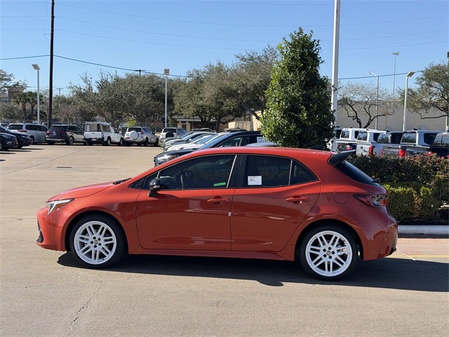2026 Toyota Corolla Hatchback SE
