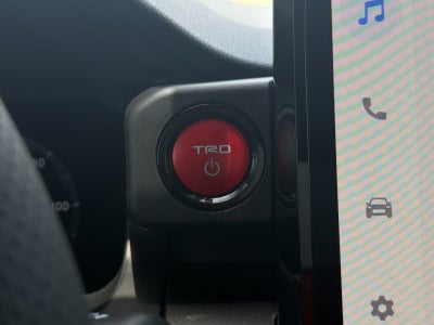 2026 Toyota Tacoma i-FORCE MAX TRD Off-Road i-FORCE MAX