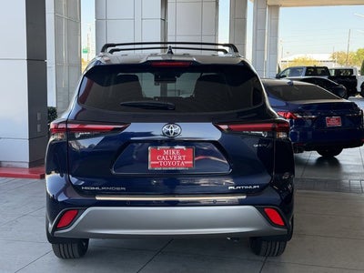 2026 Toyota Highlander Hybrid Hybrid Platinum
