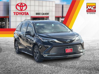 2026 Toyota Sienna Platinum