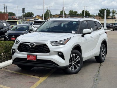 2026 Toyota Highlander Hybrid Hybrid XLE