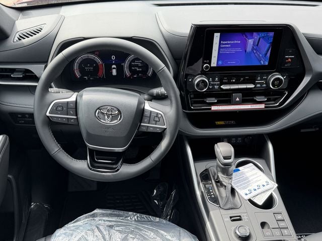 2026 Toyota Highlander XSE