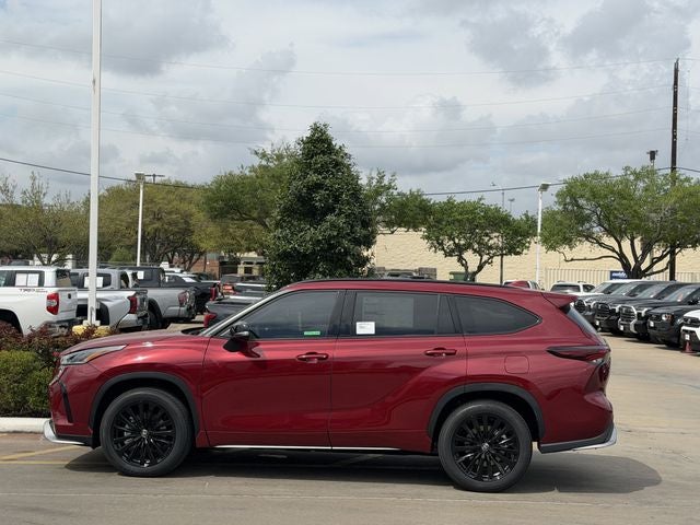 2026 Toyota Highlander XSE