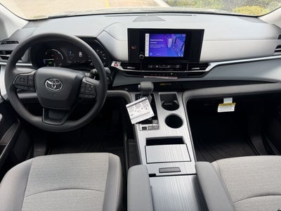 2026 Toyota Sienna LE