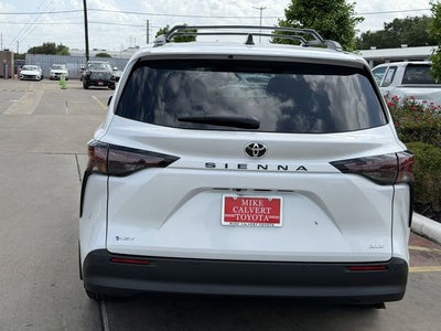 2026 Toyota Sienna XLE