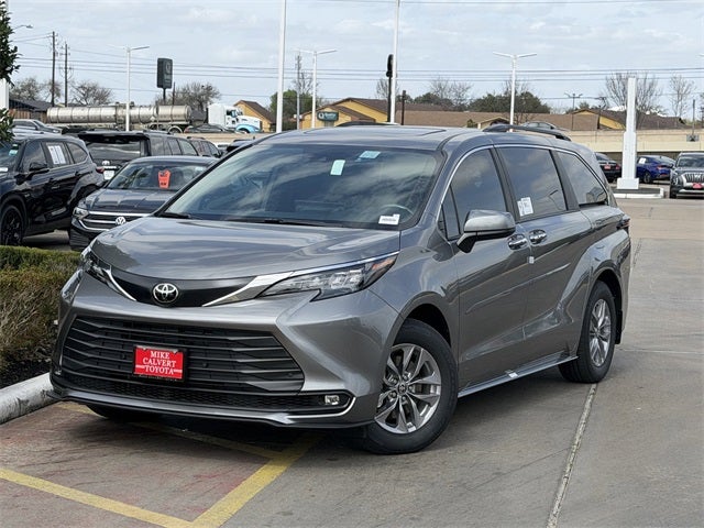 2026 Toyota Sienna XLE