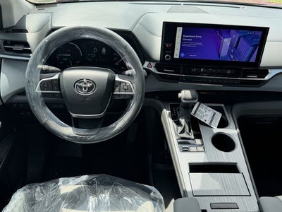 2026 Toyota Sienna XLE